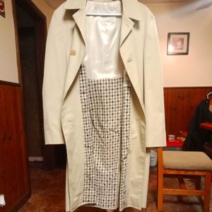 Vintage Plaid Aquascutum Trench By Appointment. To H.M Queen Elizabeth